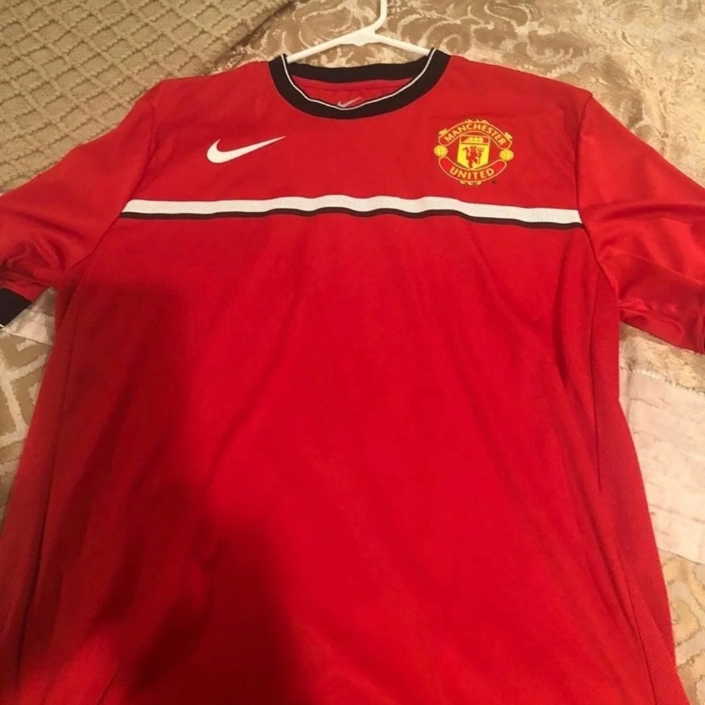 2 Shirt Bundle Manchester United Jerseys